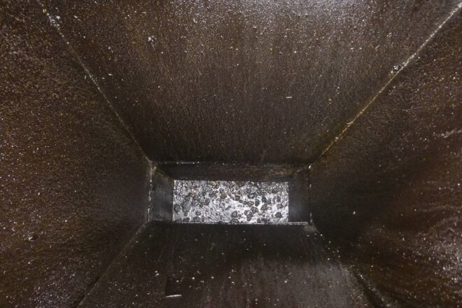 kitchen exhaust duct to be cleaned