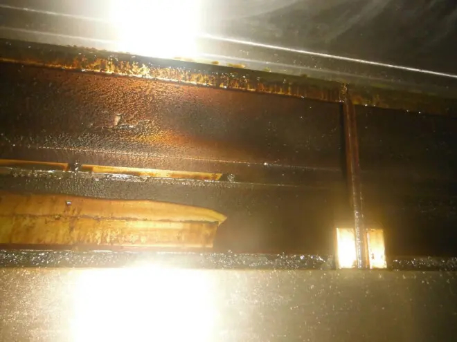 kitchen exhaust plenum to be cleaned kitchen exhaust plenum to be cleaned